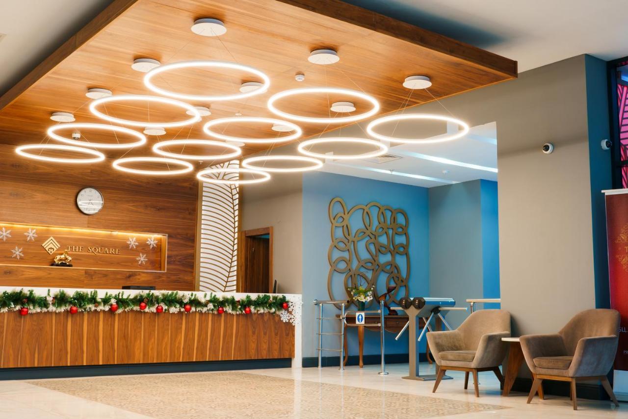 The Square Hotel Astana Luaran gambar