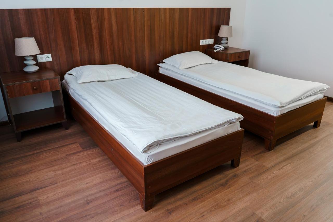 The Square Hotel Astana Luaran gambar