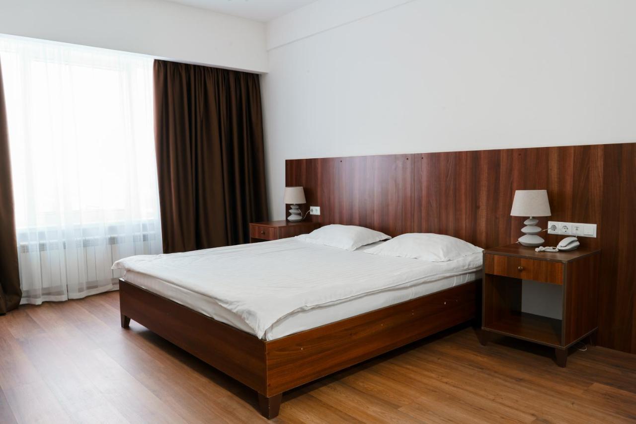 The Square Hotel Astana Luaran gambar