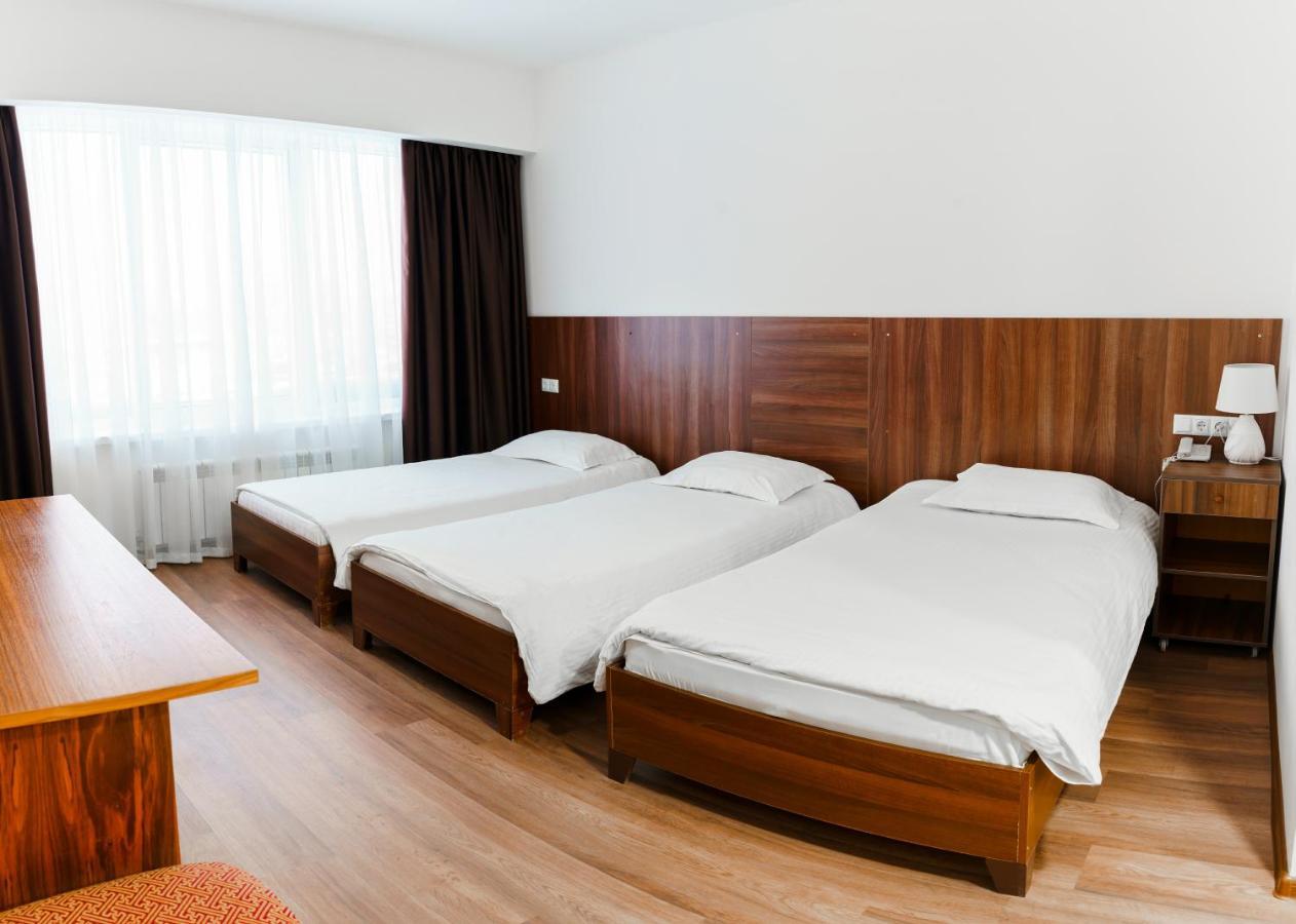 The Square Hotel Astana Luaran gambar